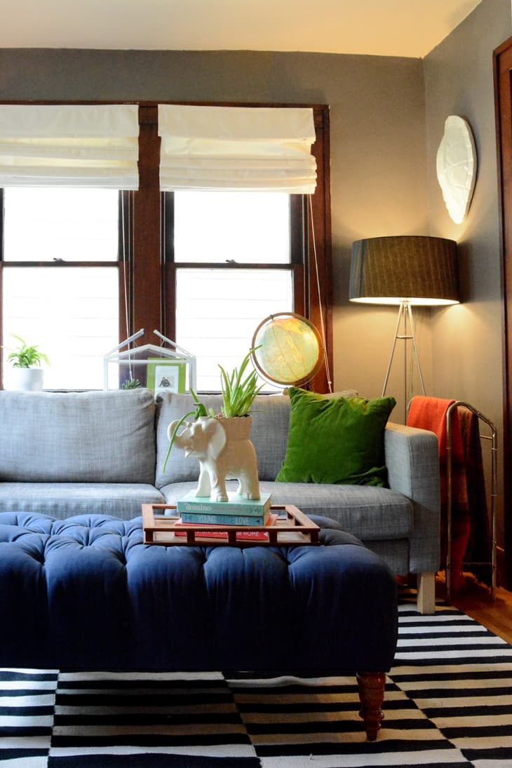 Empty corner behind couch new arrivals